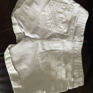 Anna Brand white size 6p jean shorts